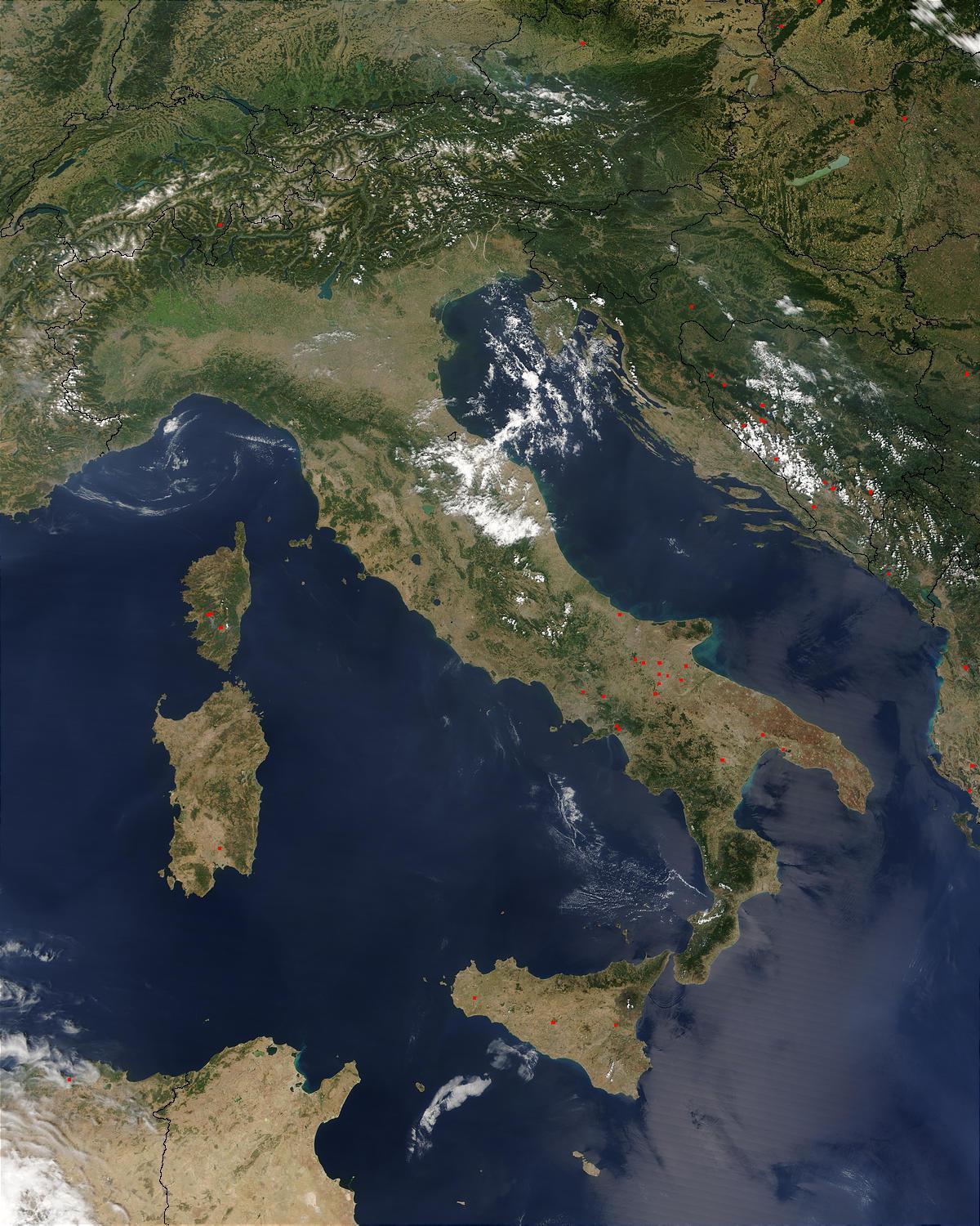 carte de l'Italie par satellite